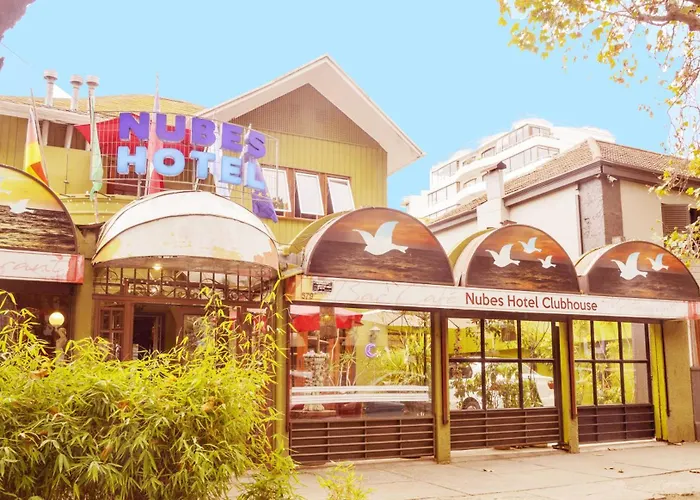 Nubes Hotel